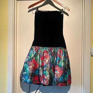 Morton Myles vintage cocktail dress size 6, 80’s, velvet, tulle, taffeta